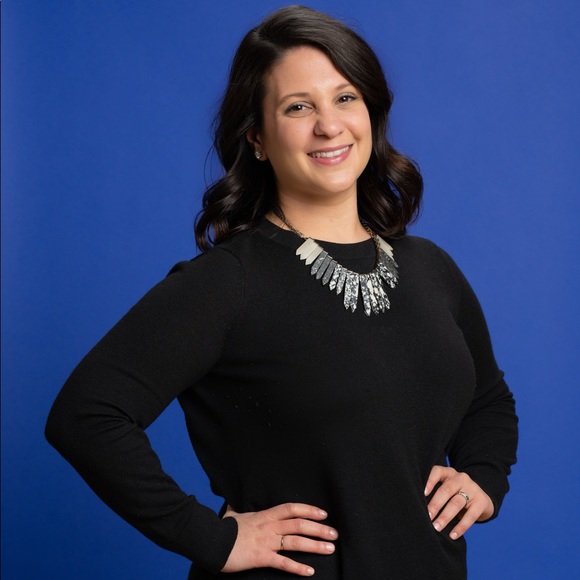 Meet your Posher, Jillian - Picture 1 of 1